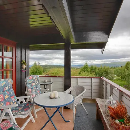 Mountain With 5 Bedrooms And 2 Fireplaces *
