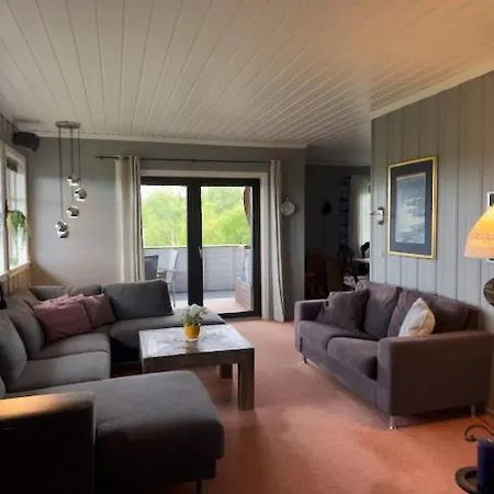 Mountain With 5 Bedrooms And 2 Fireplaces * Beitostolen