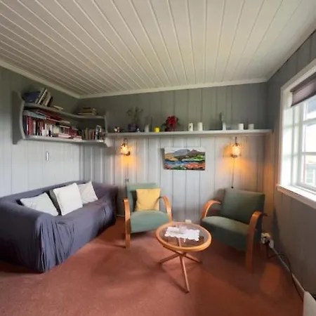 Mountain With 5 Bedrooms And 2 Fireplaces