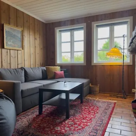 בית נופש Mountain With 5 Bedrooms And 2 Fireplaces