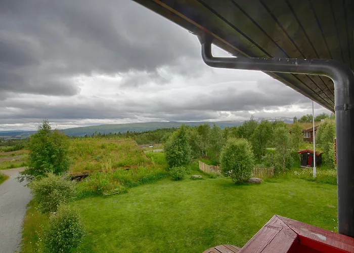 Mountain With 5 Bedrooms And 2 Fireplaces *