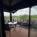 Mountain With 5 Bedrooms And 2 Fireplaces Vakantiehuis